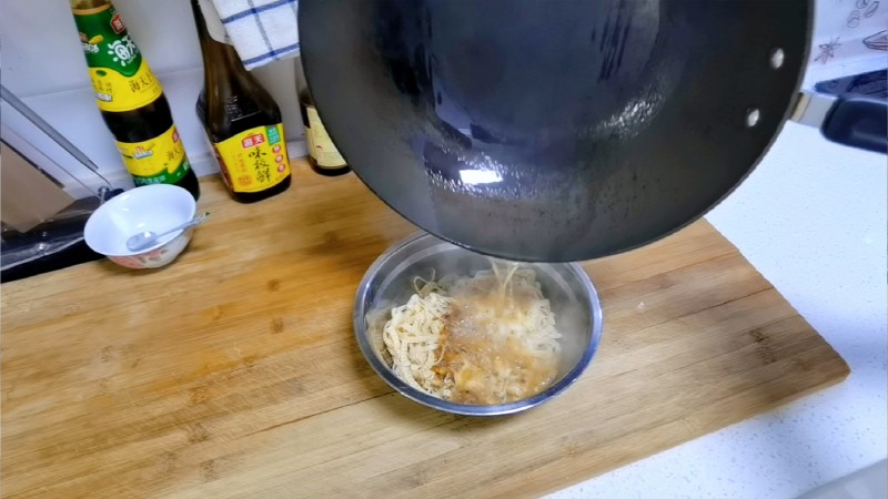 Steps for Making Cold Bean Noodle Salad