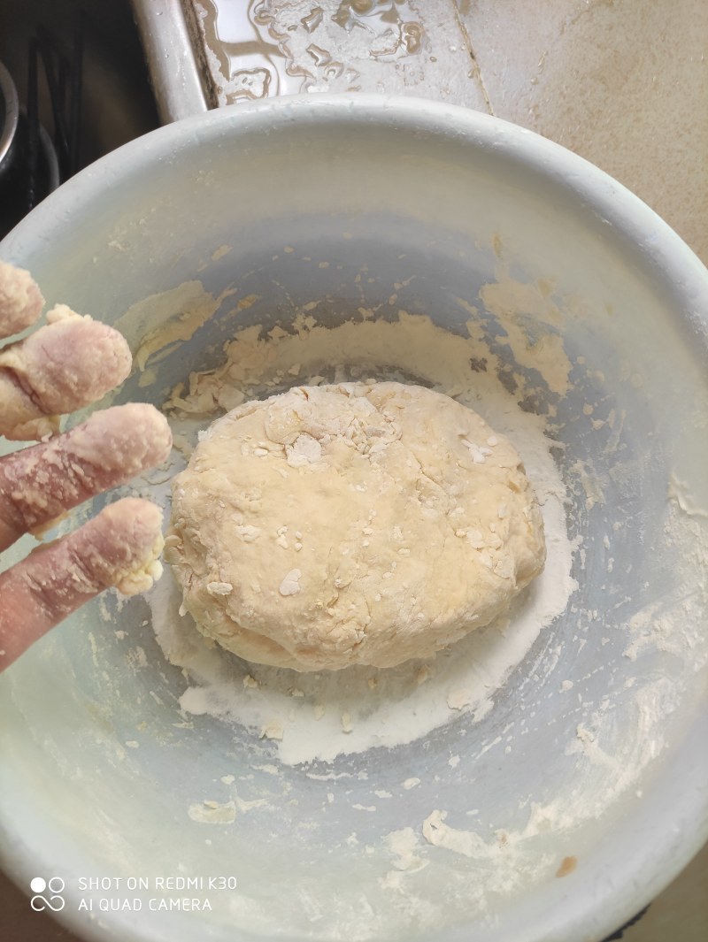 Steps for Making Oatmeal Fried Dough Sticks