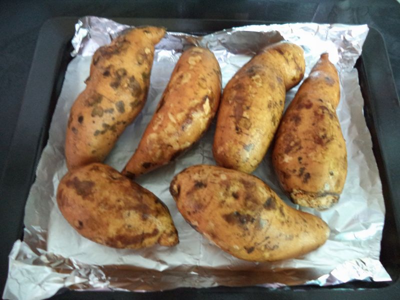 Steps for Baking Sweet Potatoes