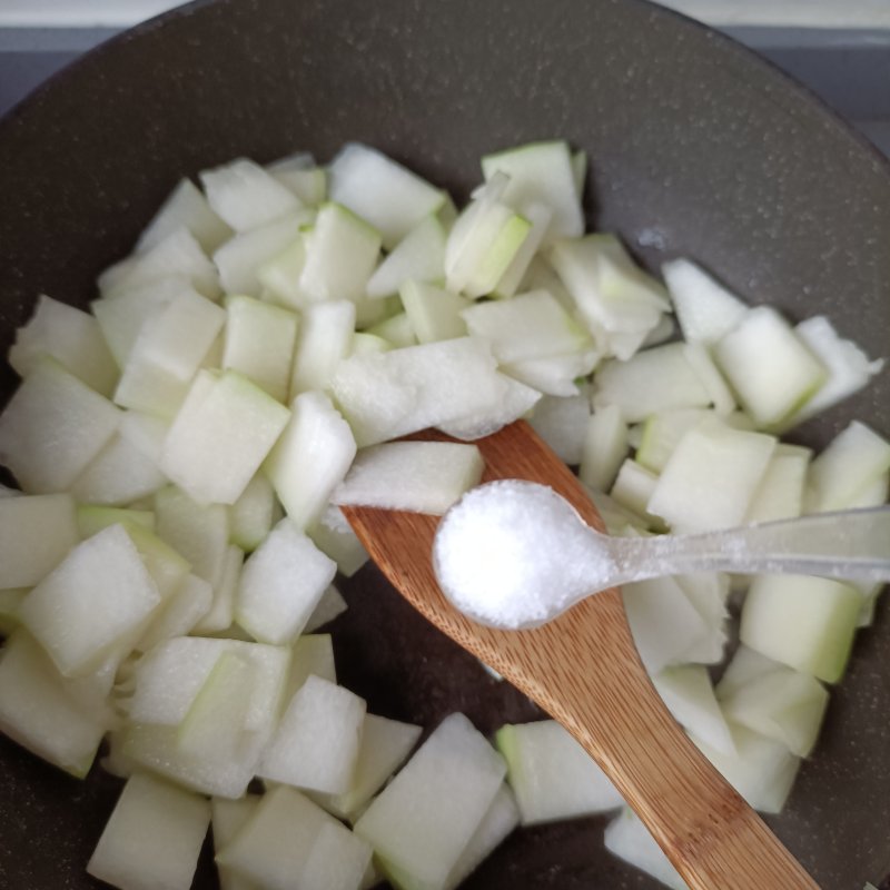 Steps for Cooking Winter Melon and Dried Shrimp Soup