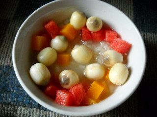 Steps for Making Honey Bean Ice Vegetable and Fruit Glutinous Rice Porridge