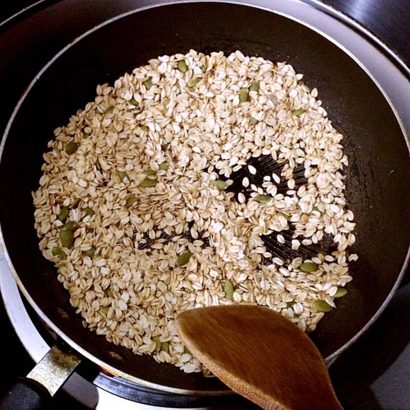 Steps for Making Homemade Granola Cereal