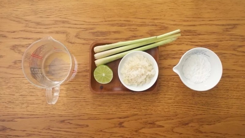 Steps for making Lemongrass and Lime Jelly