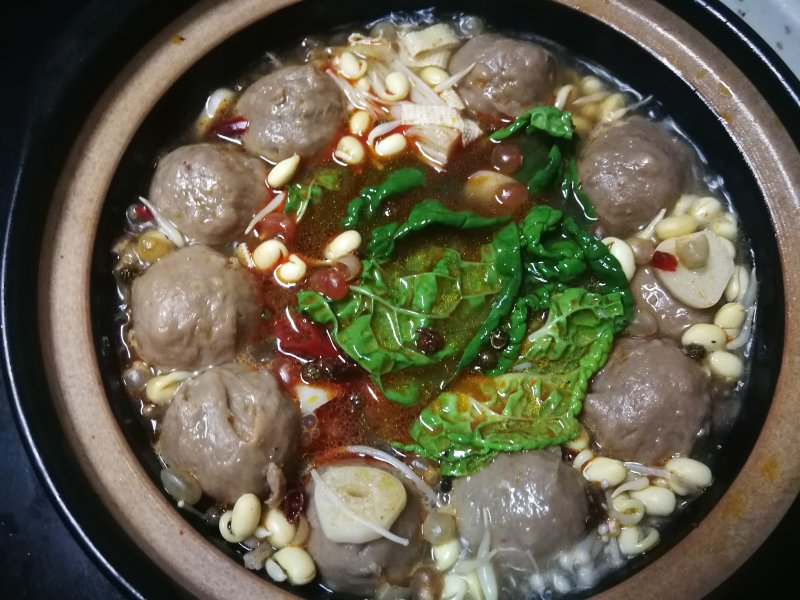 Steps for Stewed Beef Balls with Enoki Mushrooms and Tofu Skin