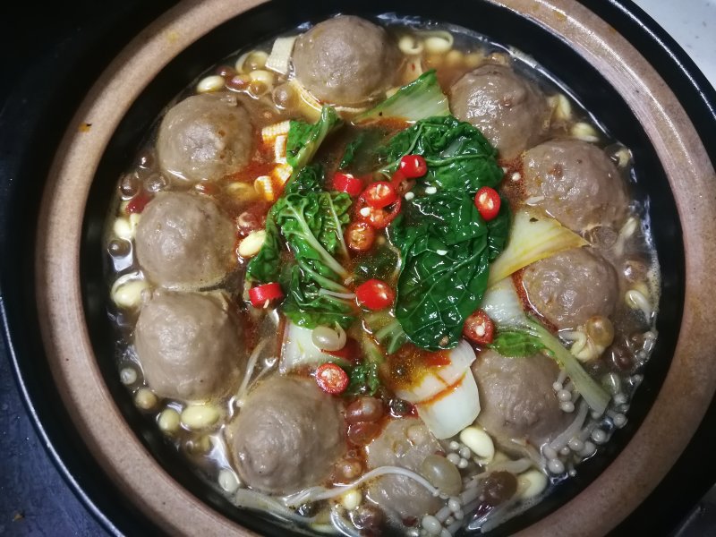 Steps for Stewed Beef Balls with Enoki Mushrooms and Tofu Skin