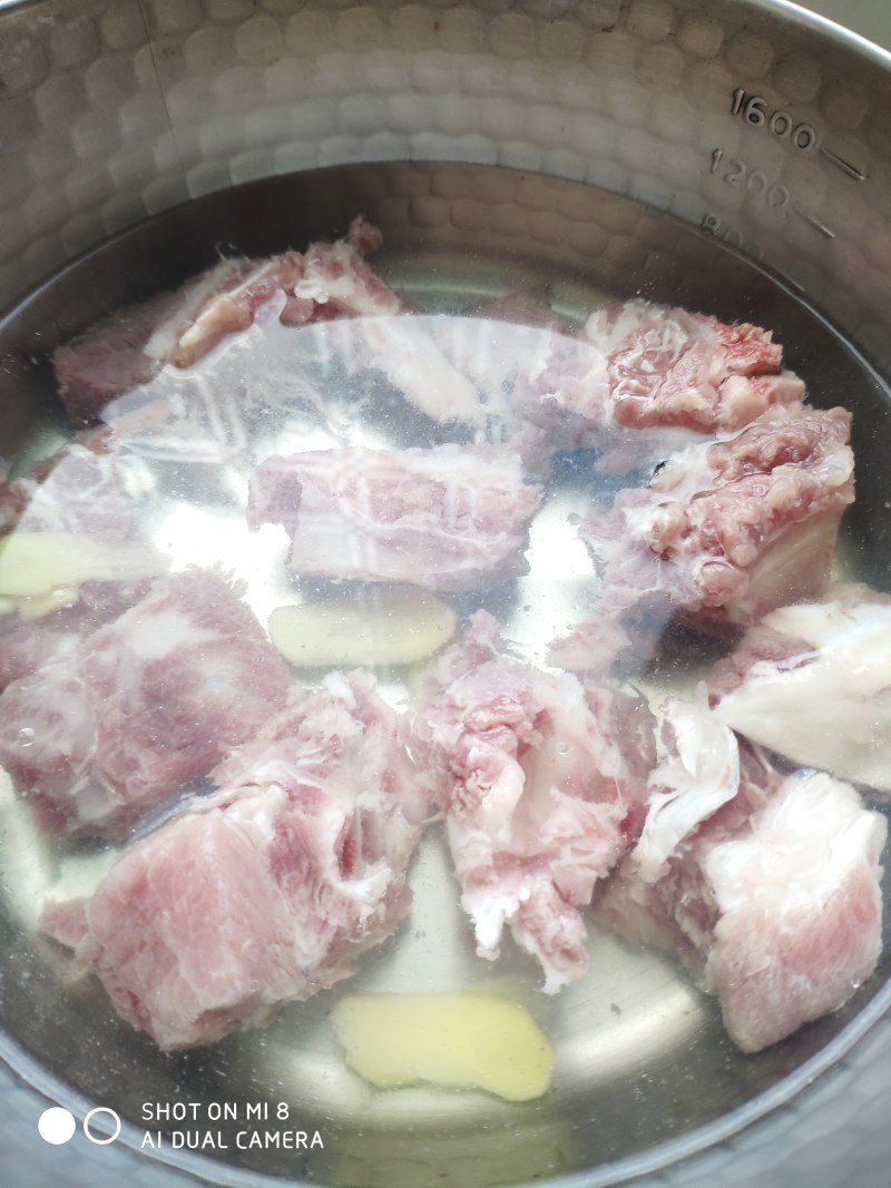 Steps for Cooking Bitter Melon Pork Rib Soup