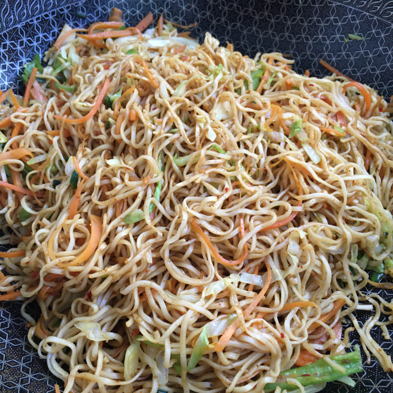 Steps for Cooking Fried Egg Noodles with Cabbage