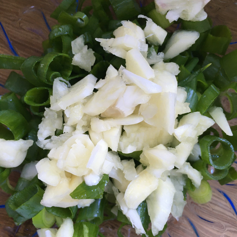 Steps for Cooking Fried Egg Noodles with Cabbage