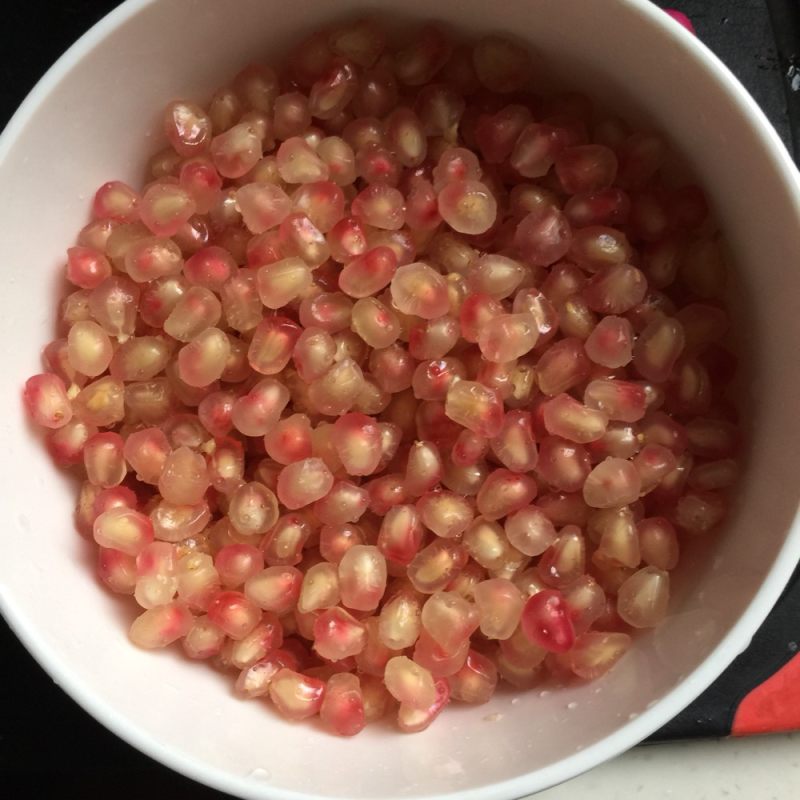 Steps for making Honey Pomegranate Juice