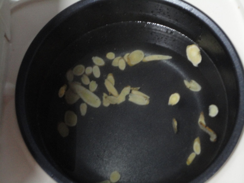 Steps for Making Astragalus Congee