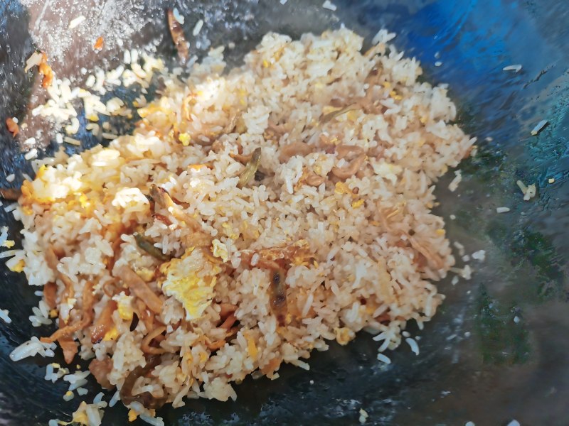 Steps for Making Radish Dry Egg Fried Rice