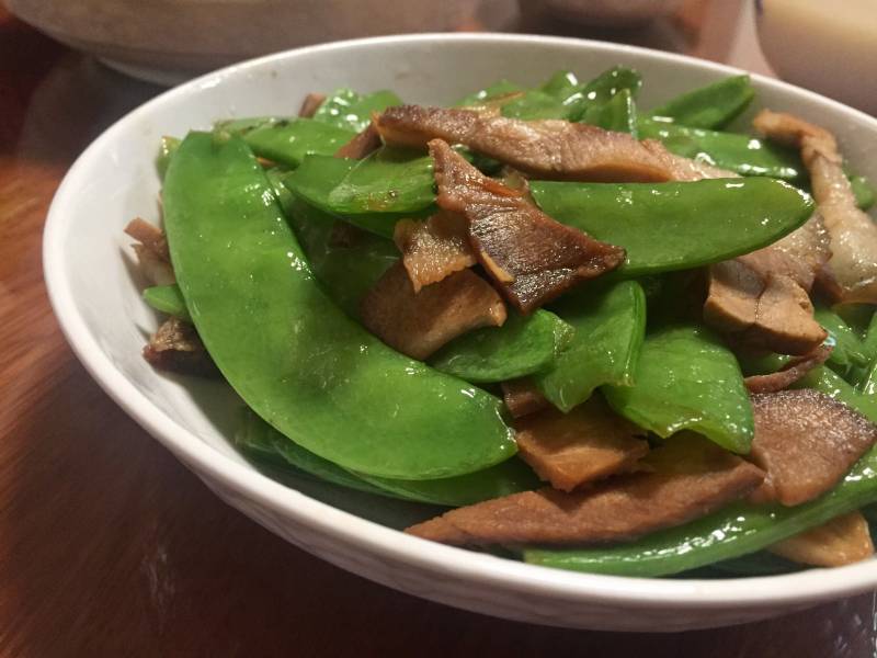 Steps for Stir-Fried Pork with Green Beans