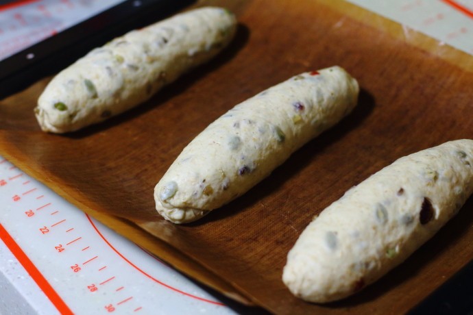 Steps for Making Oat Nut Whole Grain Bread