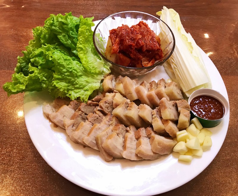 Korean Style Pork Belly Dish Loved by Everyone: Korean Nutritious Pork Belly Wrap