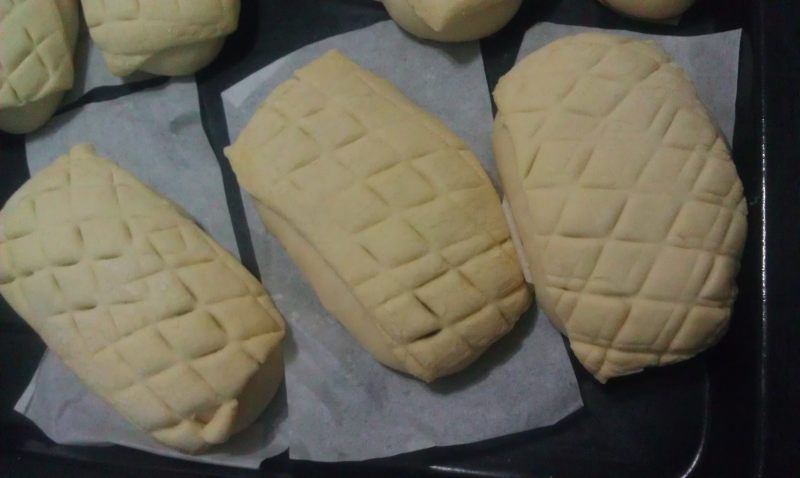 Steps for Making Sesame Layered Bread