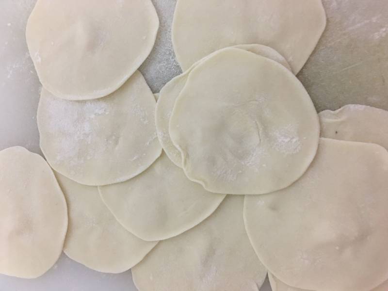 Steps for Making Huixiang Chicken Egg Dumplings