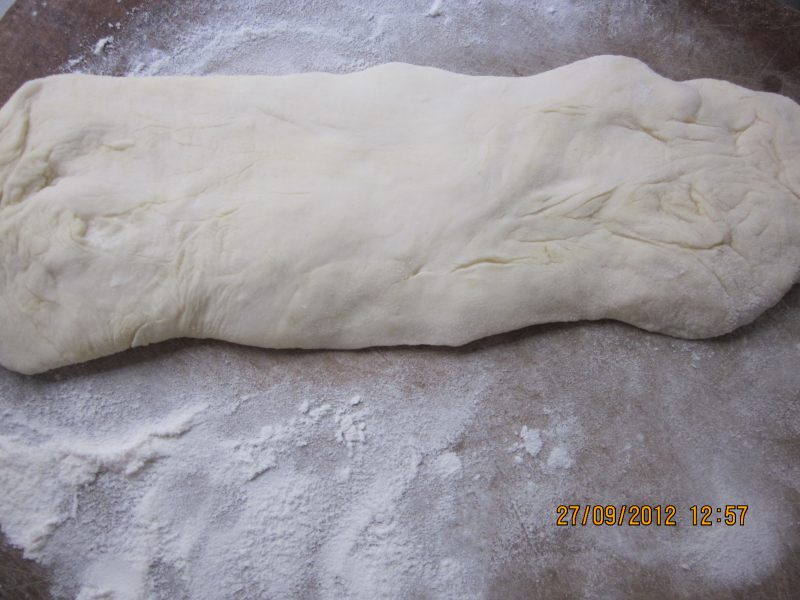 Detailed Steps for Making Homemade Chinese Fried Dough Sticks