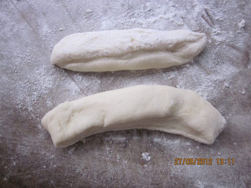 Detailed Steps for Making Homemade Chinese Fried Dough Sticks