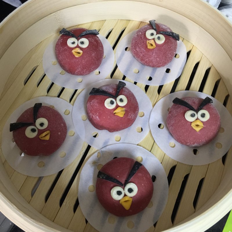 Steps for Making Angry Birds Meat Buns