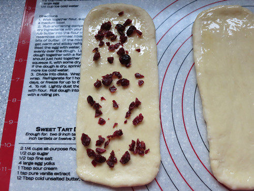 Steps for Making Cranberry Mille-Feuille Toast