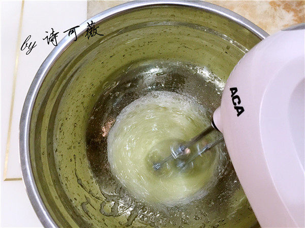 Steps for Making Six-Inch Sponge Cake