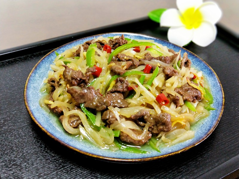 Stir-Fried Beef with Shredded Radish