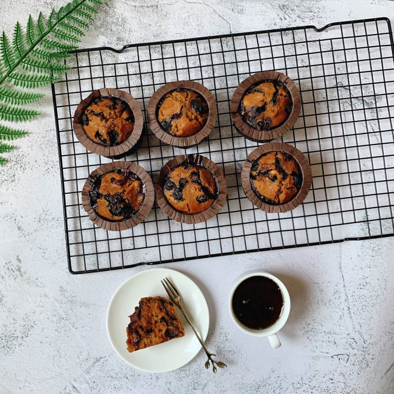 Steps for Making Blueberry Muffin Cake with Molten Lava Center