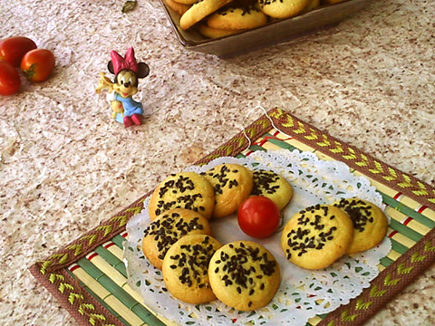 Sesame Cookies