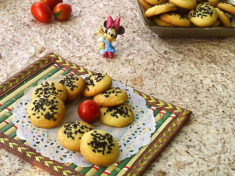 Sesame Cookies