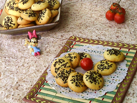 Sesame Cookies