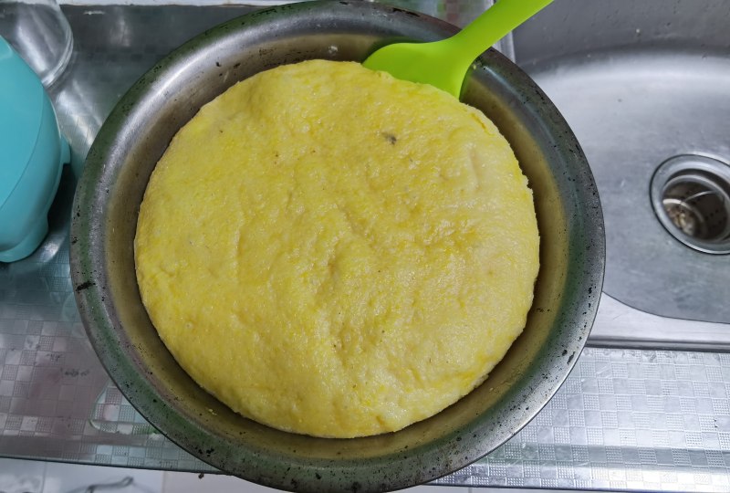 Steps for making steamed sponge cake