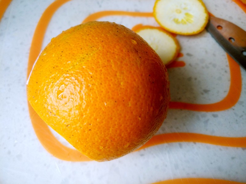 Steps for Making Freshly Squeezed Orange Juice