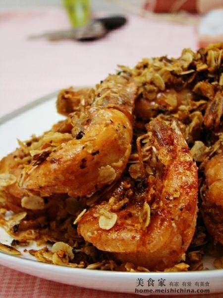 Shrimp Stir-Fried with Oatmeal