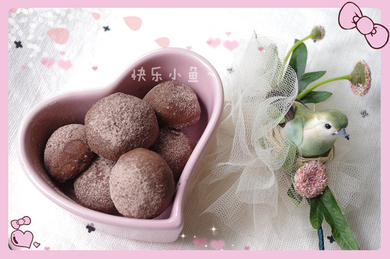 Sweet Love... Chocolate Heart-filled Small Round Cakes