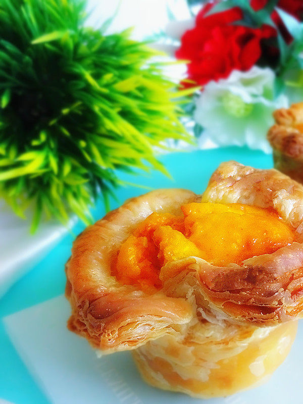 Pumpkin Egg Yolk Pie