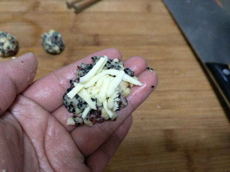 Homemade Glutinous Rice Balls (Cheese Cranberry Version) Step by Step