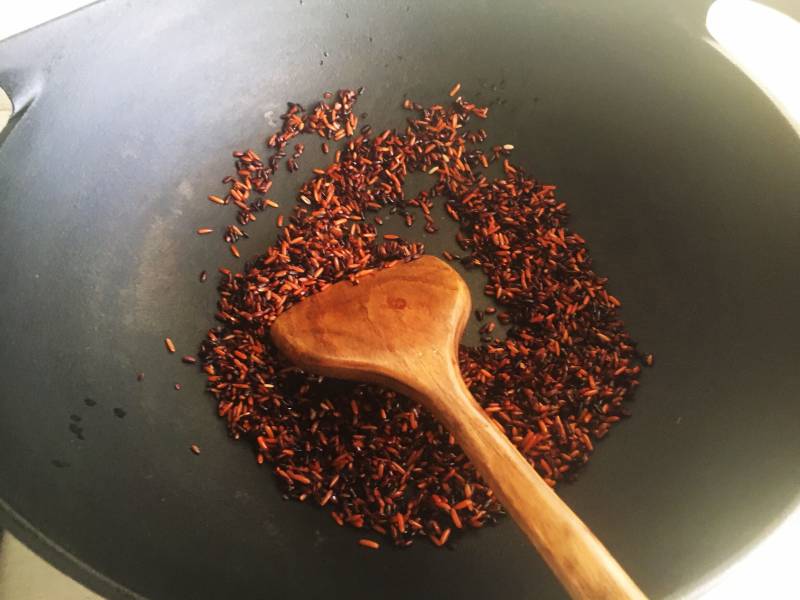 Steps for Making Brown Rice Tea