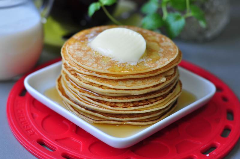Maple Syrup Hot Pancakes