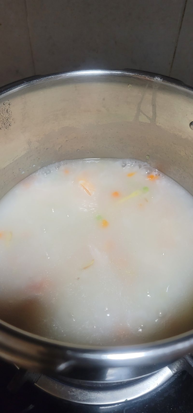 Steps to Make Pea Carrot Shrimp Congee