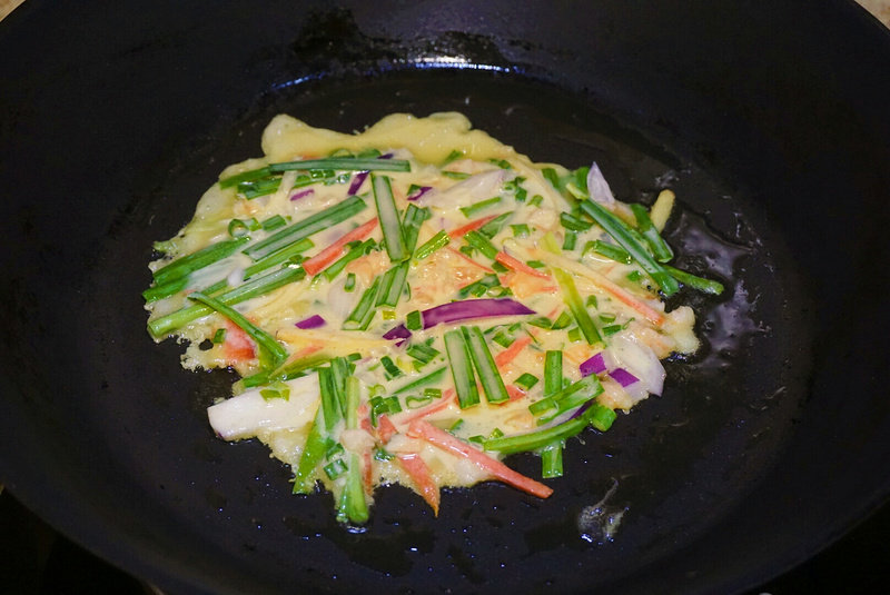 Steps for making Korean Pine Nut Shrimp Pancake