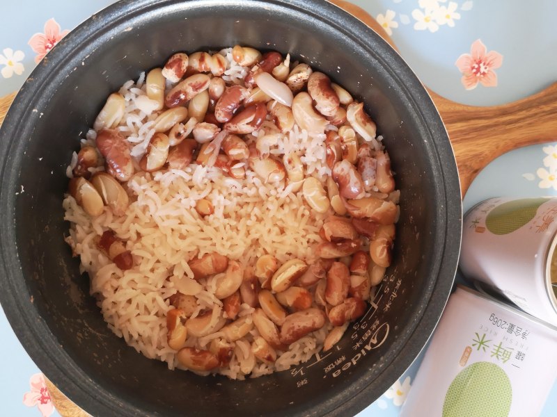 Steps to Cook Bean-Flavored Rice