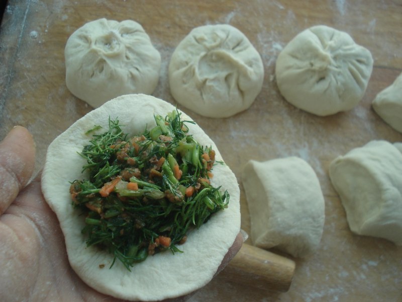 Steps for Making Pork and Fennel Buns