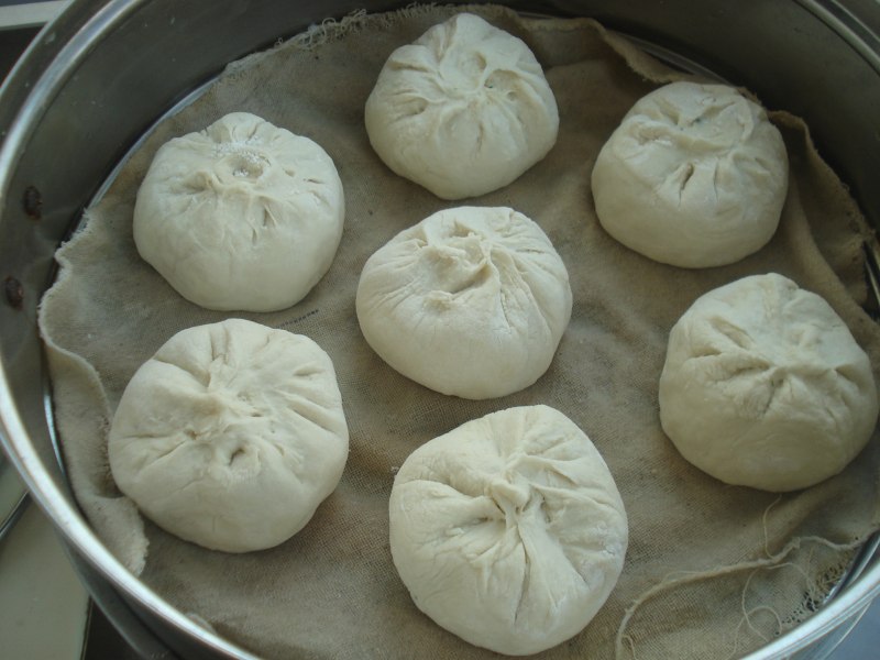 Steps for Making Pork and Fennel Buns