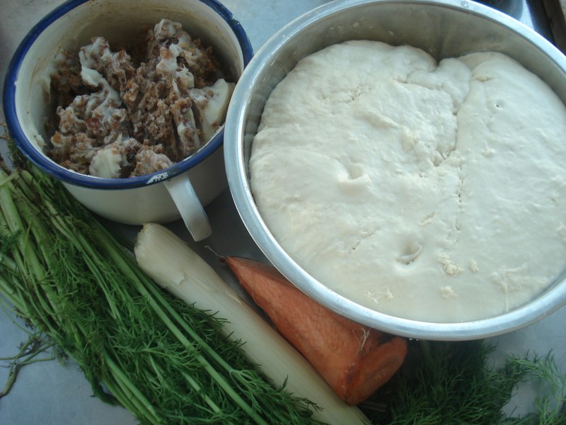 Steps for Making Pork and Fennel Buns