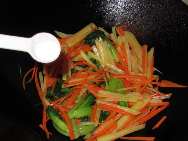 Steps for Making Stir-Fried Rice Cake