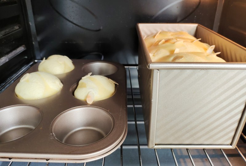 Steps for Making Soft Honey Toast Bread