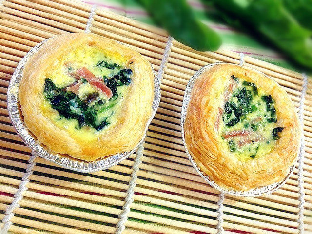 Steps for Making Spinach and Salted Egg Tart