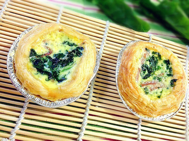 Spinach and Salted Egg Tart