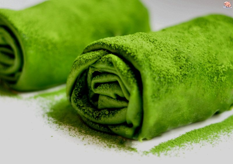 Steps for Making Matcha Towel Roll