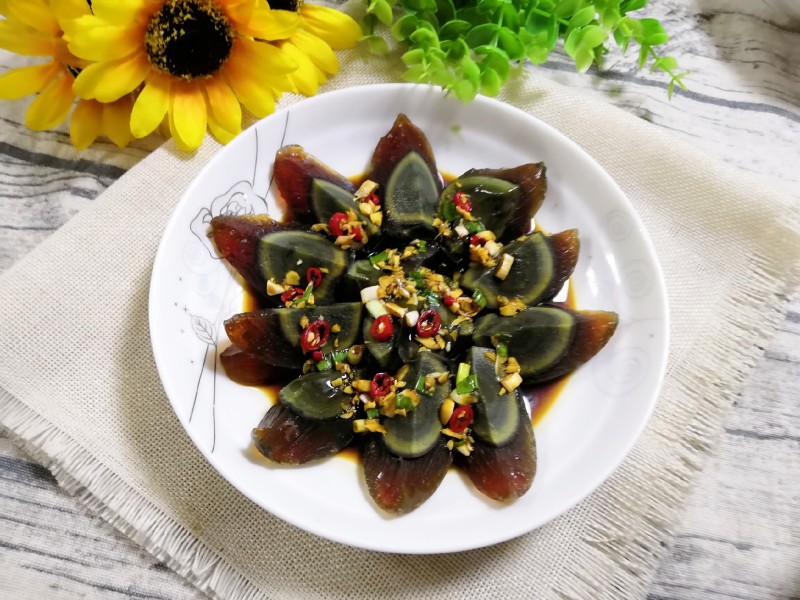 Soy Sauce and Vinegar Dressed Century Egg